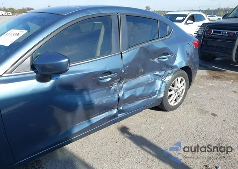 2016 Mazda Mazda3 I Touring z USA, uszkodzony, nr VIN 3MZBM1V78GM256934